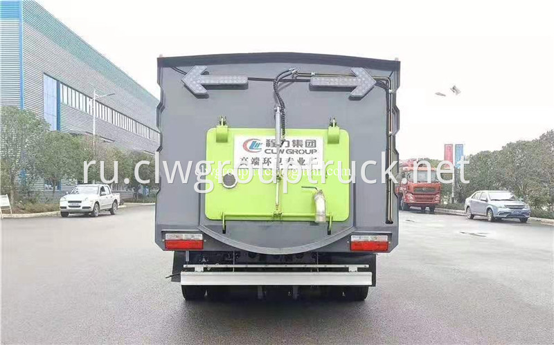 Road Sweeper Truck 7